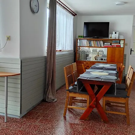 U Sklepa - Vino Musil Country house *