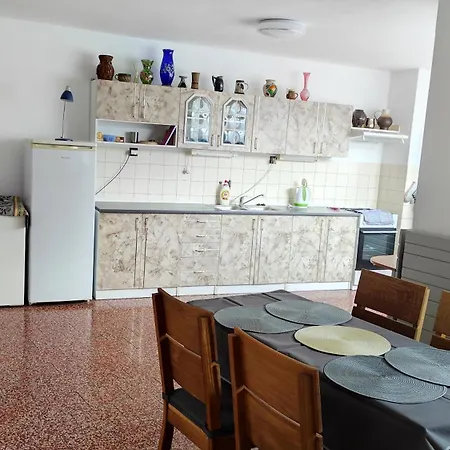 U Sklepa - Vino Musil Country house *